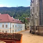 Piata Sfatului Residence